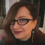 Photo of assistant editor